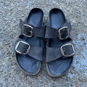 Birkenstocks Big Buckle
